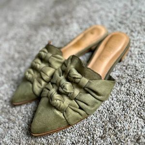 Mi.iM Mules / size 8 1/2